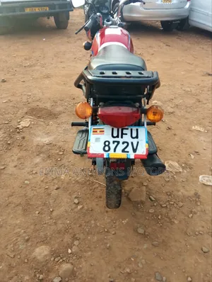 Photo - Bajaj Boxer 125 2023 Red