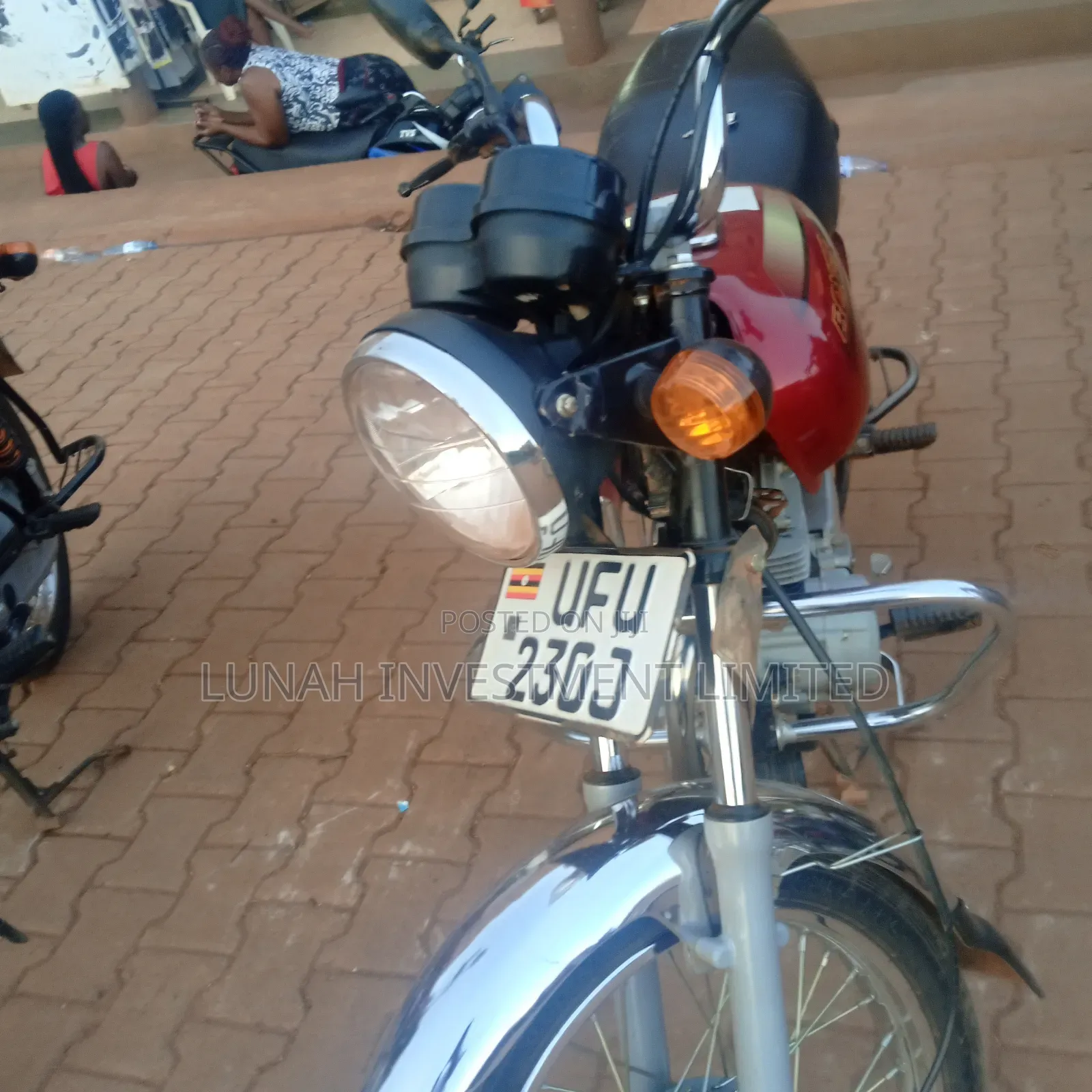 Bajaj Boxer 2023 Red