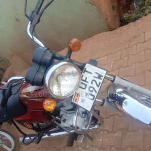 Bajaj Boxer 2023 Red