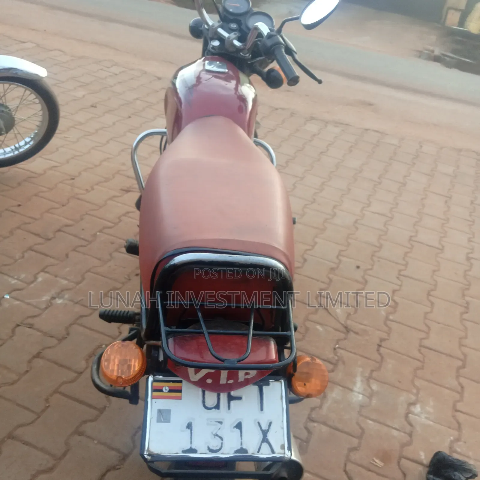 Bajaj Boxer BM100ES 2023 Red