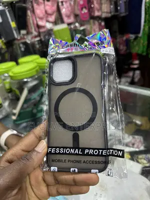 iPhone Frosting Translucent Magsafe Magnetic Cover