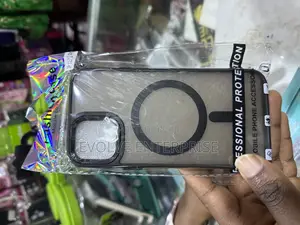 iPhone Frosting Translucent Magsafe Magnetic Cover