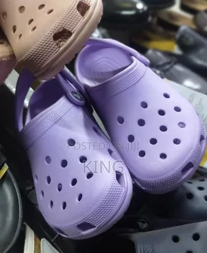 Five Star Metro Classic Crocs