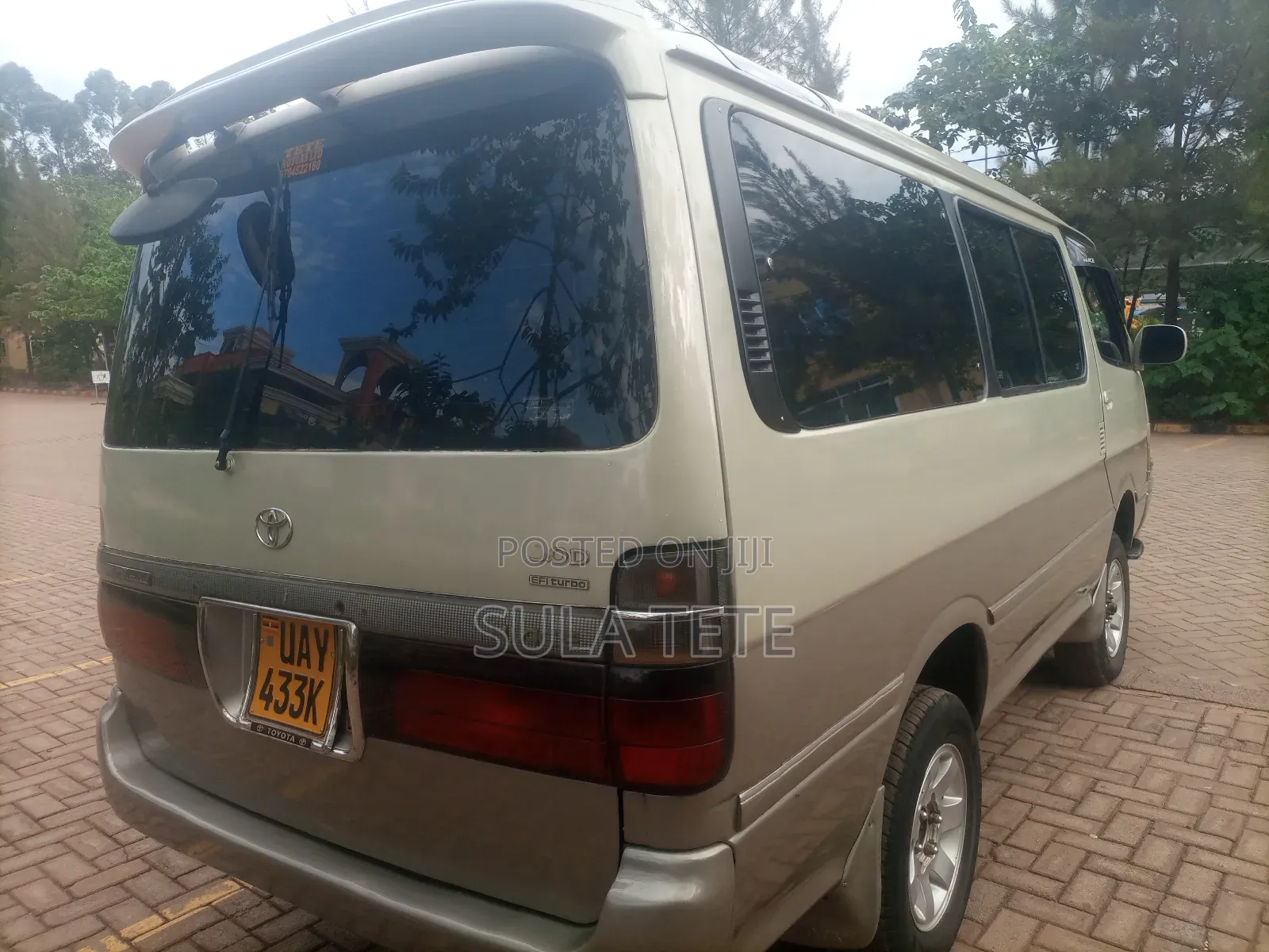 Toyota HiAce 1998 Grey