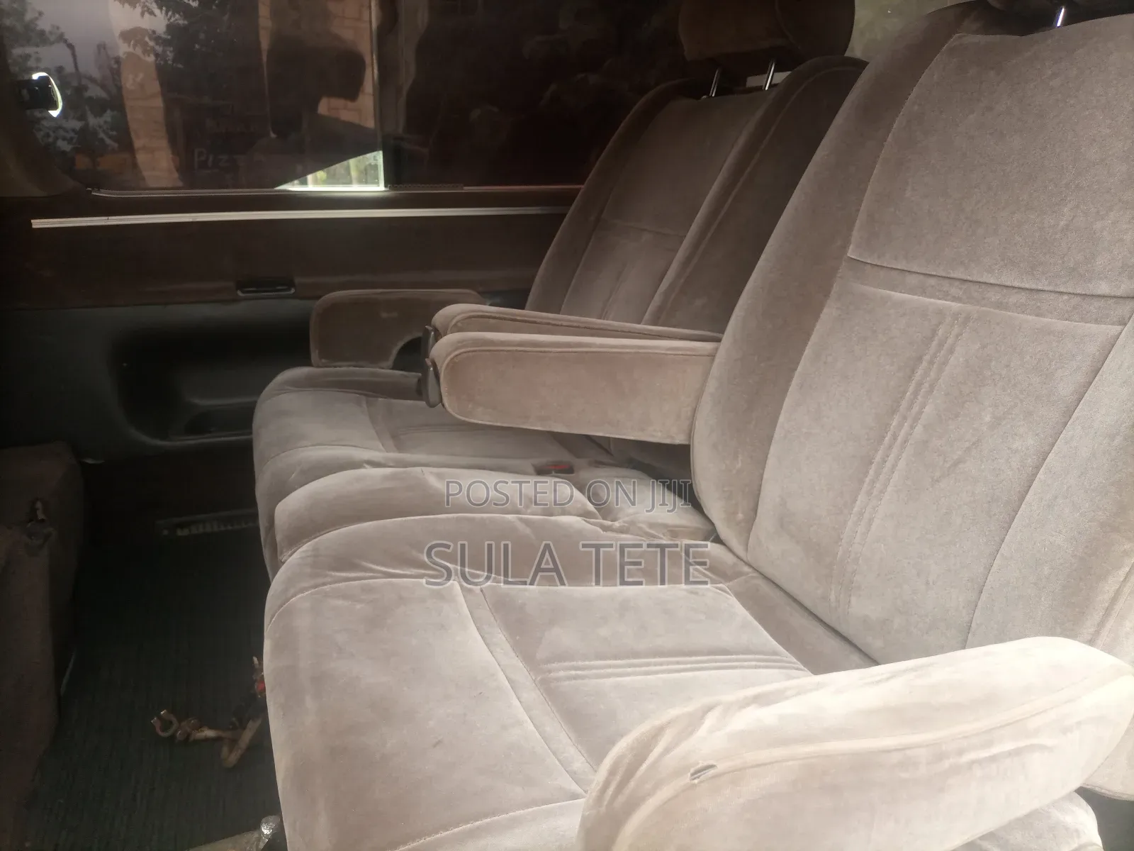 Toyota HiAce 1998 Grey