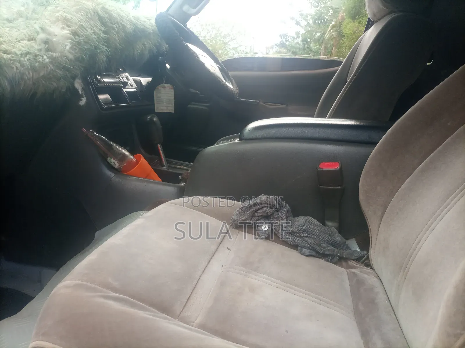 Toyota HiAce 1998 Grey