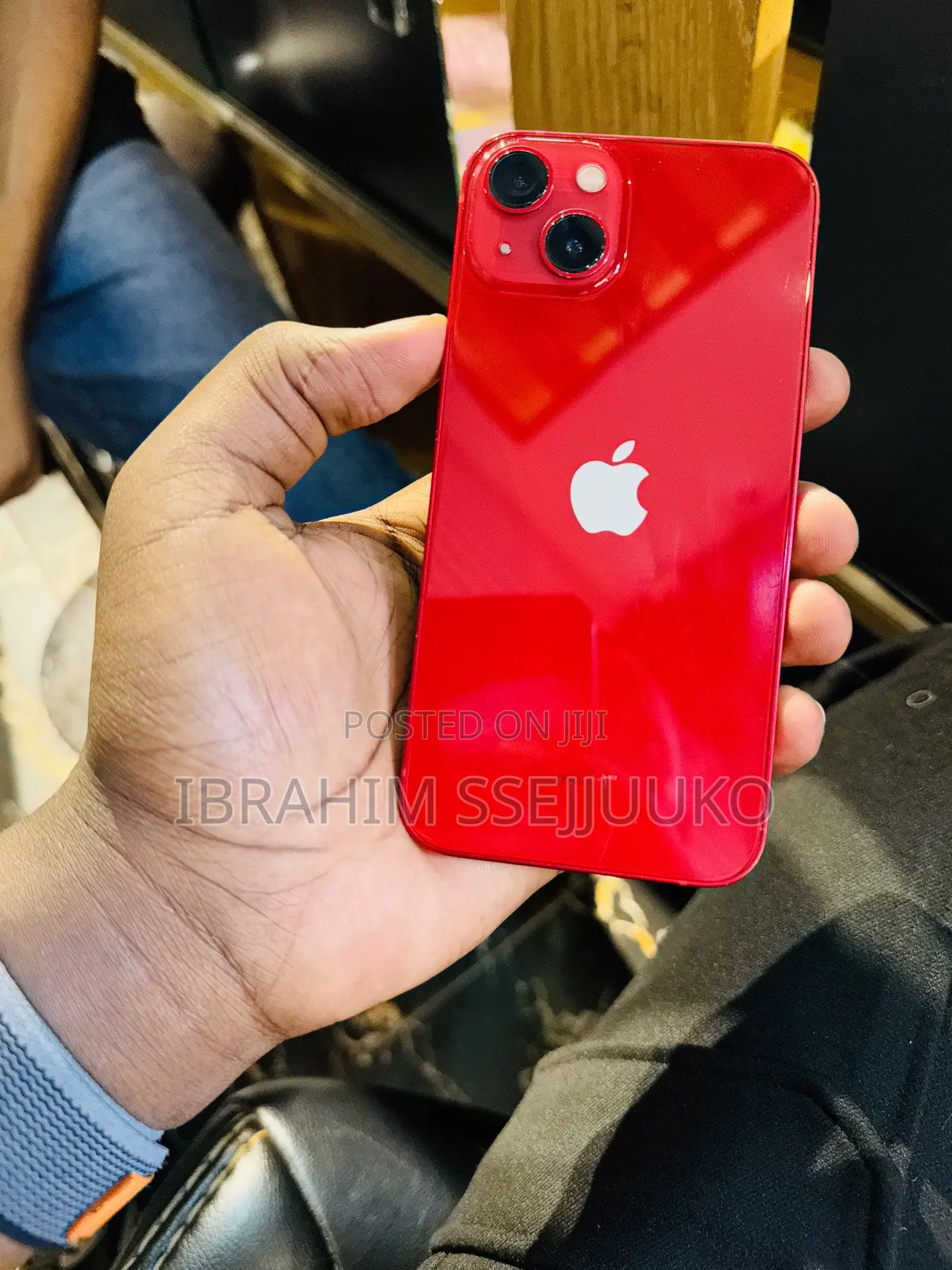 Apple iPhone 13 128 GB Red