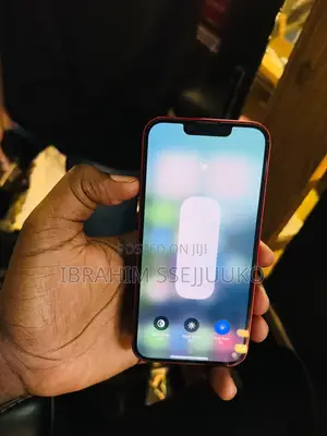 Apple iPhone 13 128 GB Red