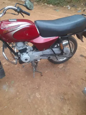 Bajaj Boxer BM100ES 2023 Red