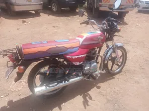 Simba UG Boss+ 100cc 2019 Red