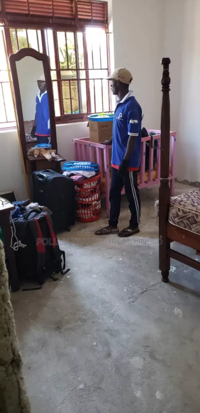 House Movers and Packers/--+