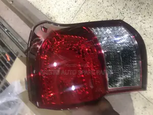 Behind Lights Fielder 2014 Hybrid
