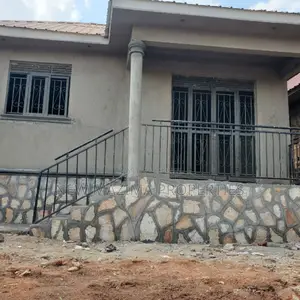 2bdrm House in Kawempe Kawanda, Division A for sale