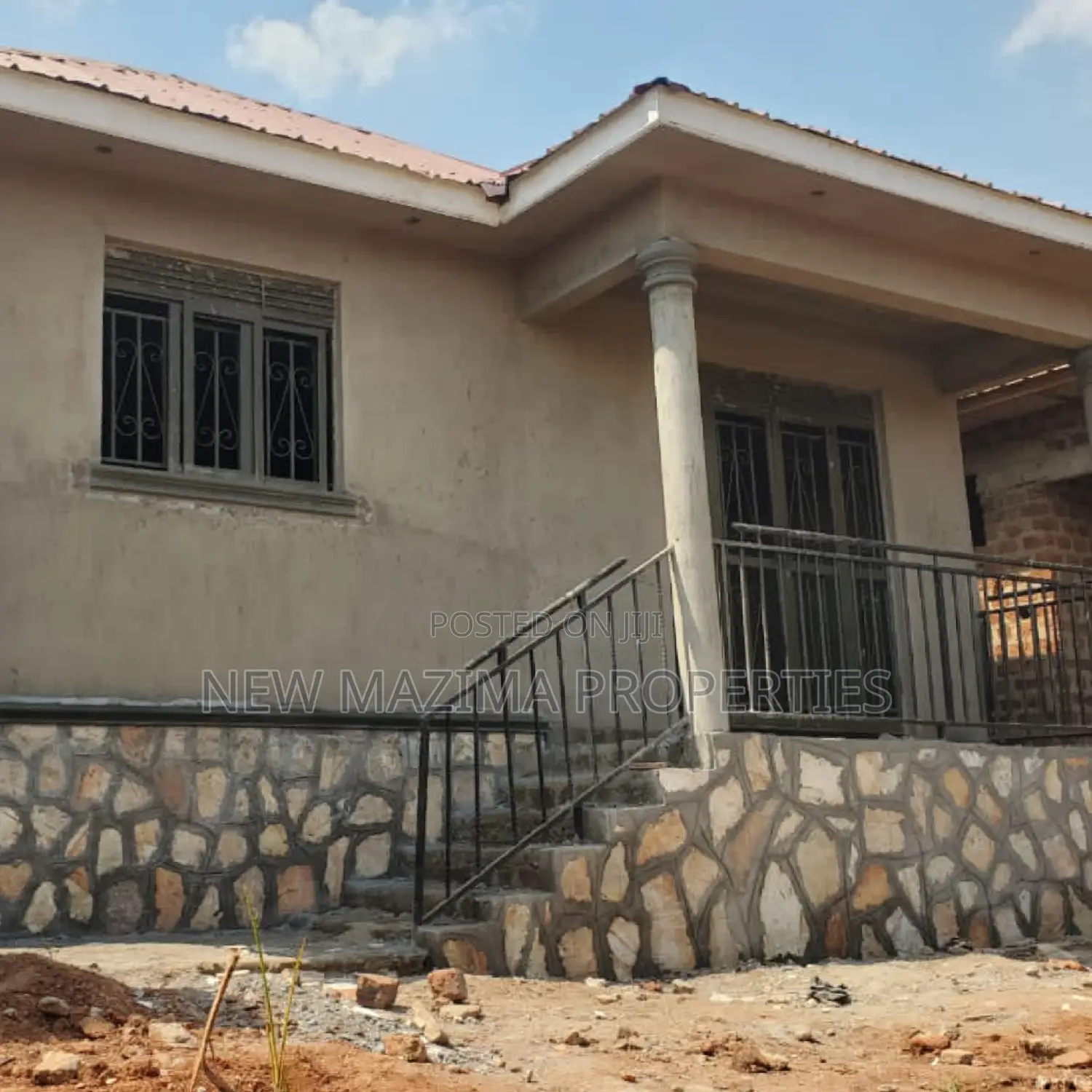 2bdrm House in Kawempe Kawanda, Division A for sale
