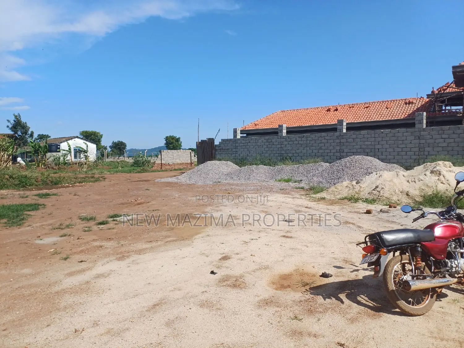 Very Beautiful 38decimams With Lake View in Busabala Heights