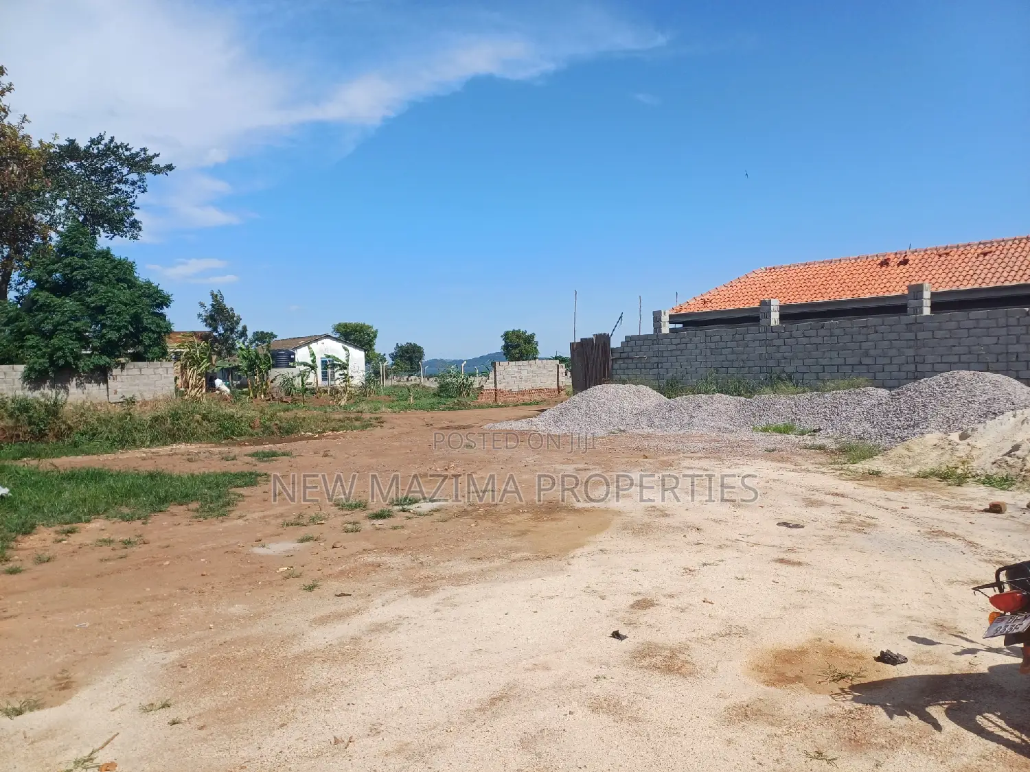 Very Beautiful 38decimams With Lake View in Busabala Heights