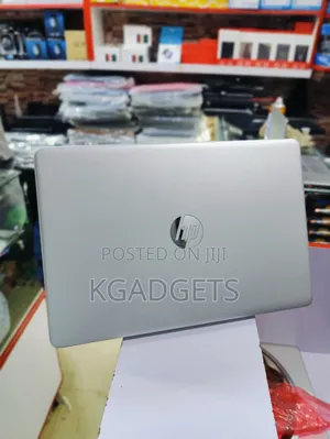 Laptop HP Pavilion Gaming Laptop 15-Dk2xxx 8GB Intel Core I5 SSD 256GB