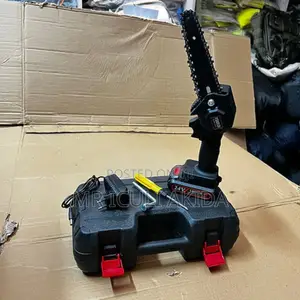 6-Inches Electric Rechargeable Chain Saw