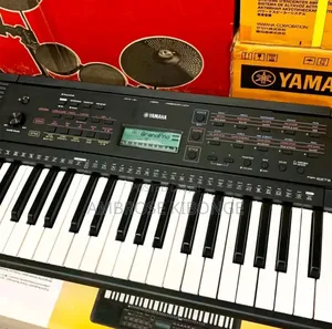 Classic Sound Yamaha PSR E273 Electronic 61 Piano Keyboard