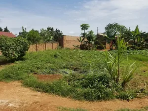 Land at Kiweebwa Town