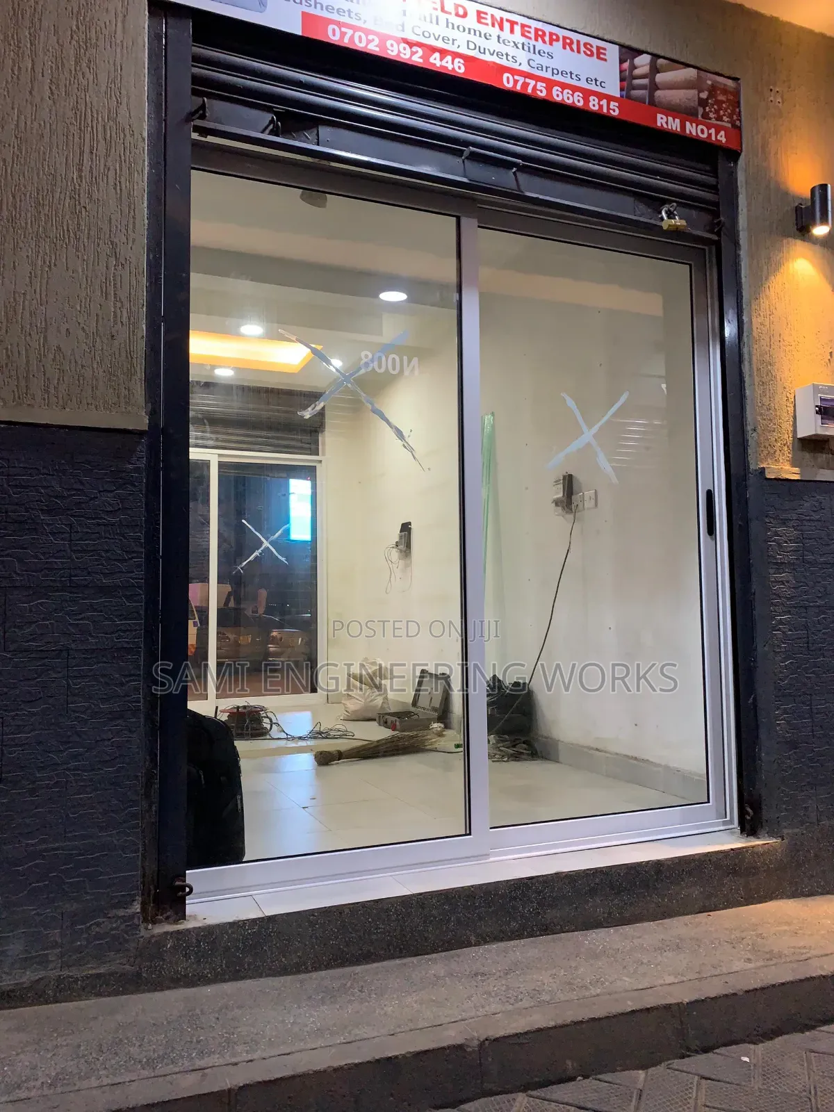 Aluminum Slidding Shopfront Town