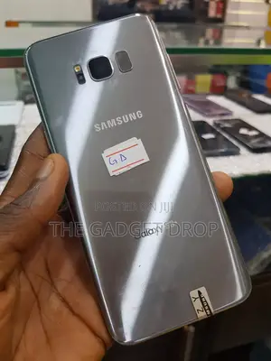 New Samsung Galaxy S8 Plus 64 GB Silver