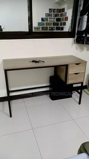 4ft Computer Office Desk / Reading /Study Table.