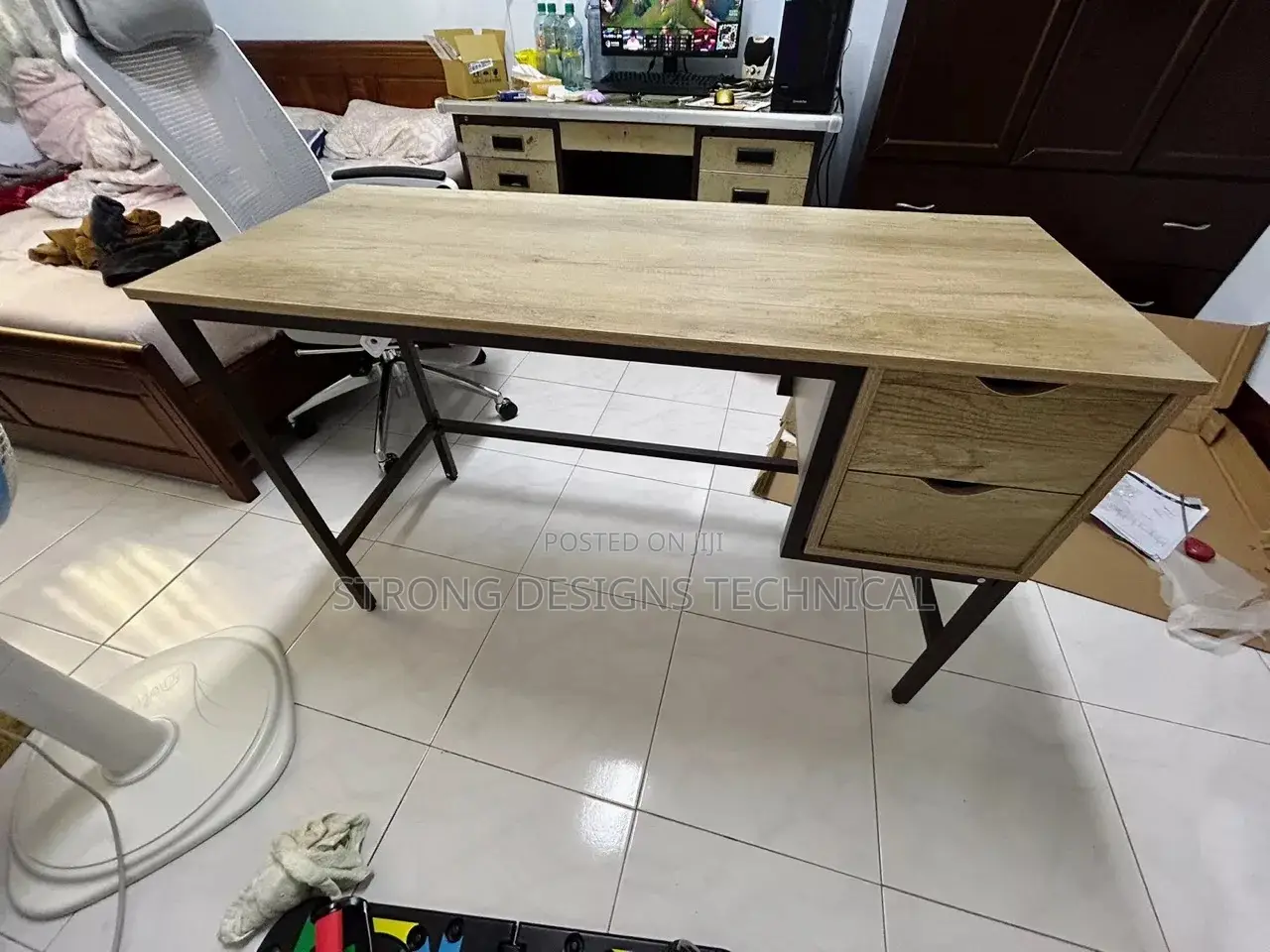 4ft Computer Office Desk / Reading /Study Table.