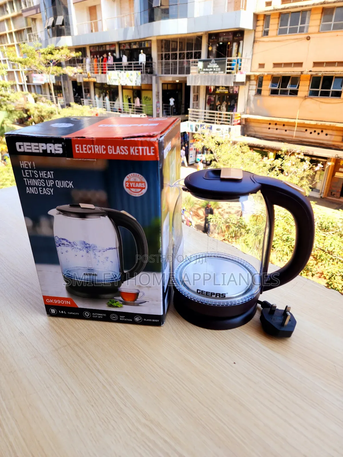 Gk9901n Geepas Water Glass Kettle