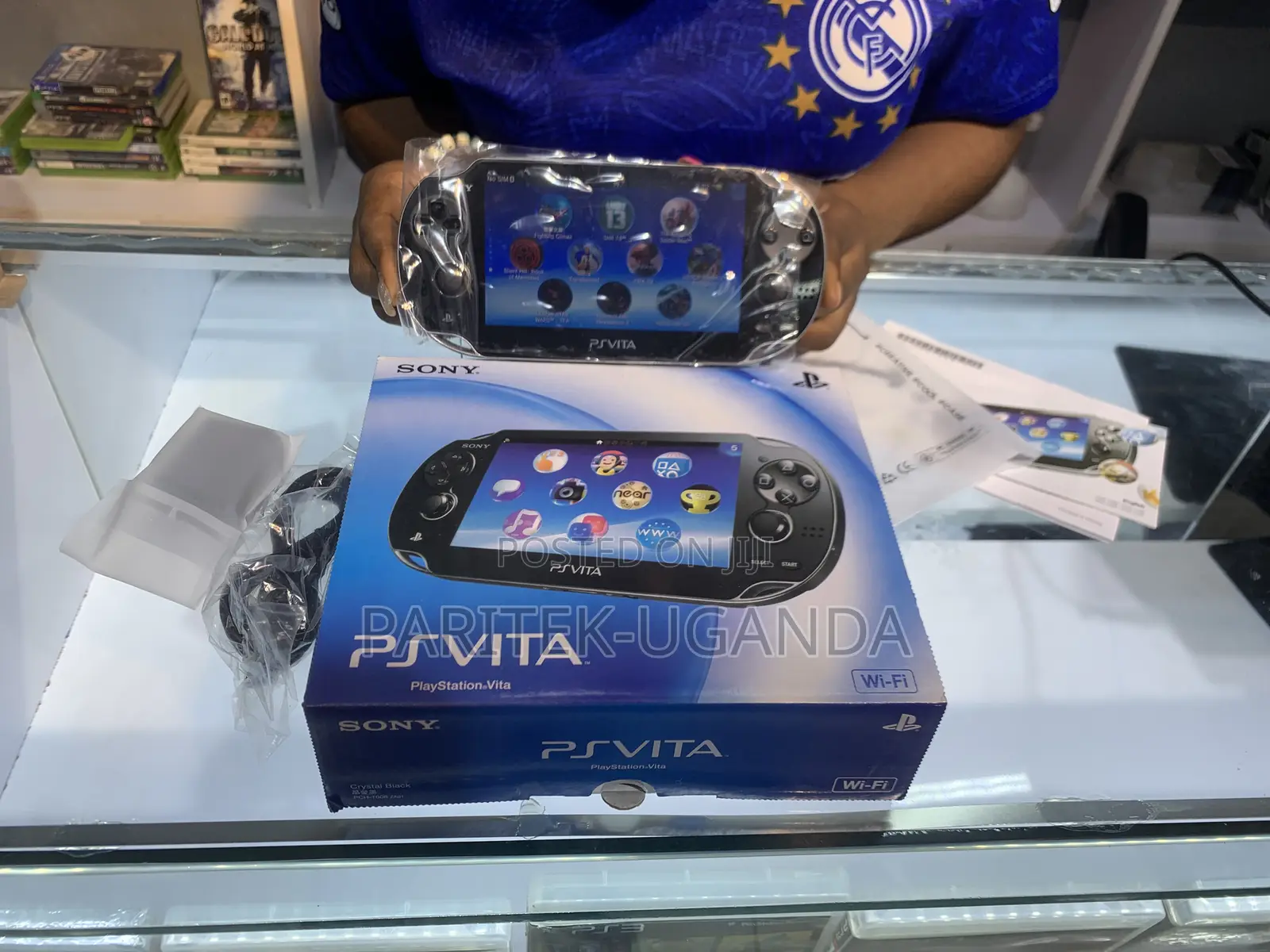 Play Station Vita With 35 Games