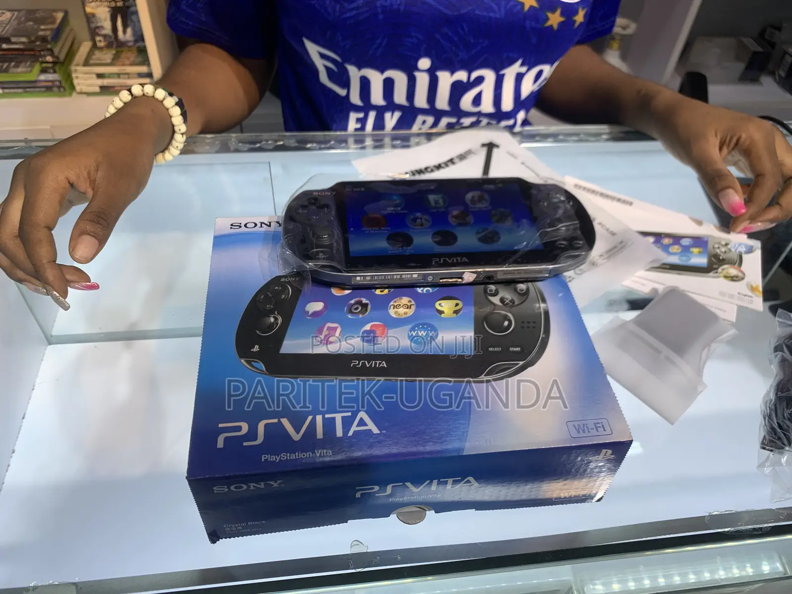 Play Station Vita With 35 Games