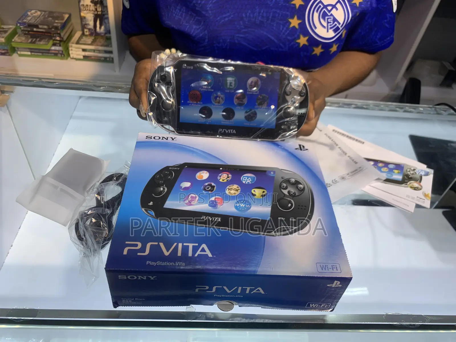 Play Station Vita With 35 Games