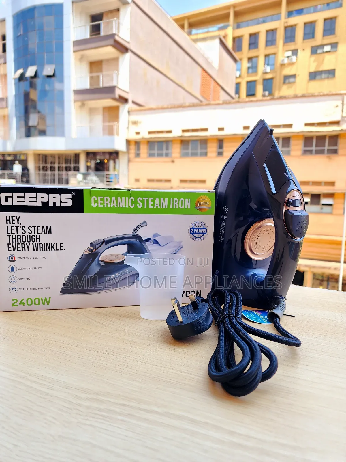 Gsi 7703N Geepas Steam Iron Flat