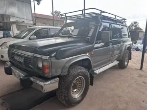 Nissan Patrol 1994 Black
