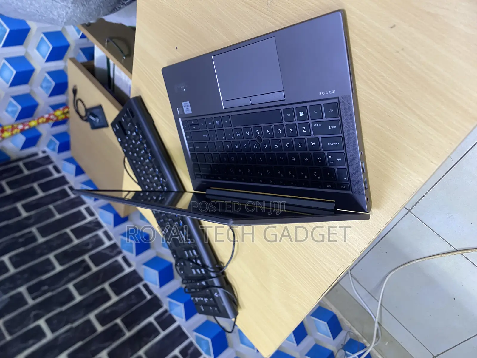 Laptop HP ZBook Firefly G8 16GB Intel Core I7 SSD 512GB