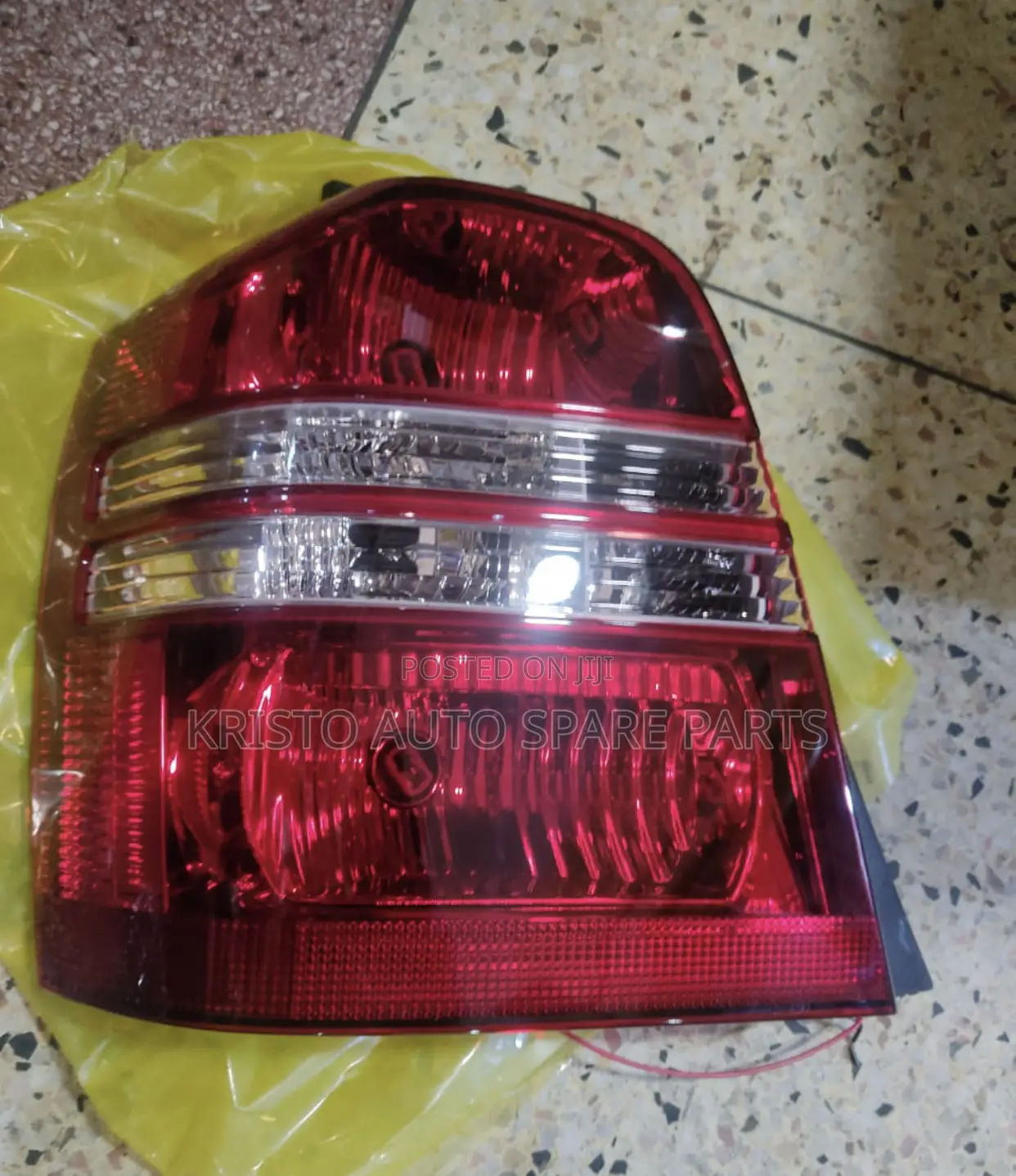 Backlights Toyota Kluger