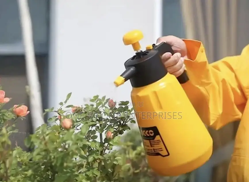 INGCO Pressure Sprayer 2L - Orange Black