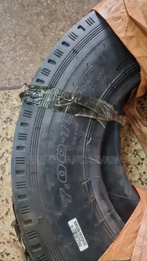 70015 Genco Tire Highway