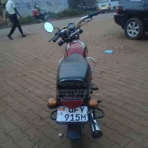 Bajaj Boxer BM100ES 2024 Red