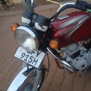 Bajaj Boxer BM100ES 2024 Red