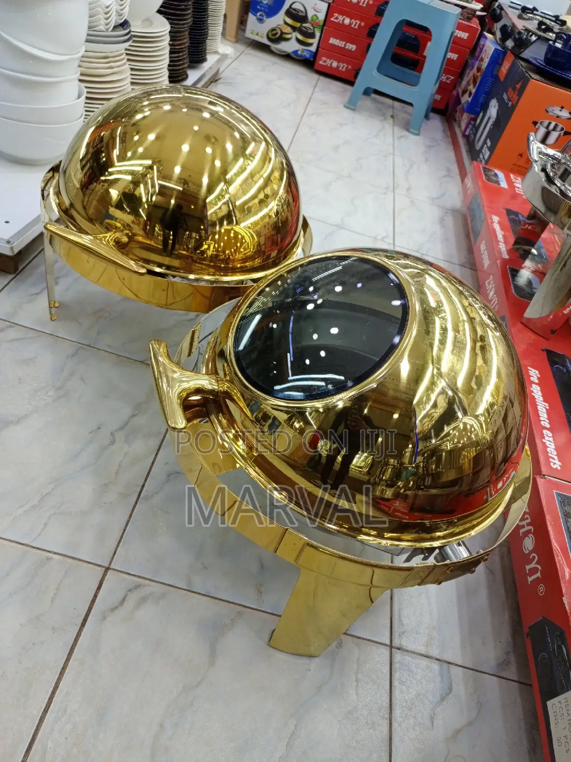 Golden Round Chafing Dish