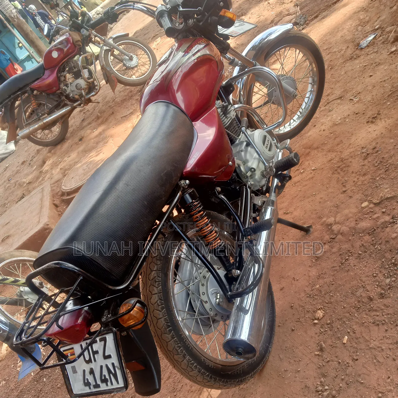 Bajaj Boxer BM100ES 2023 Red