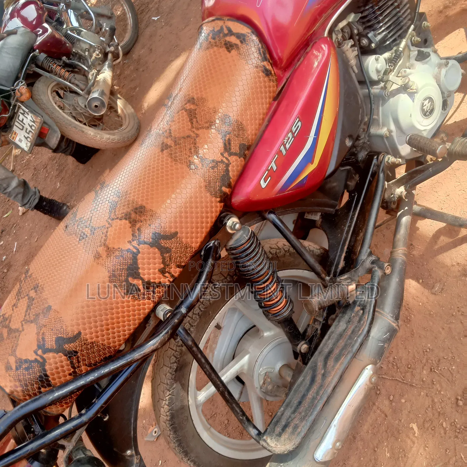 Bajaj CT 110X 2023 Red