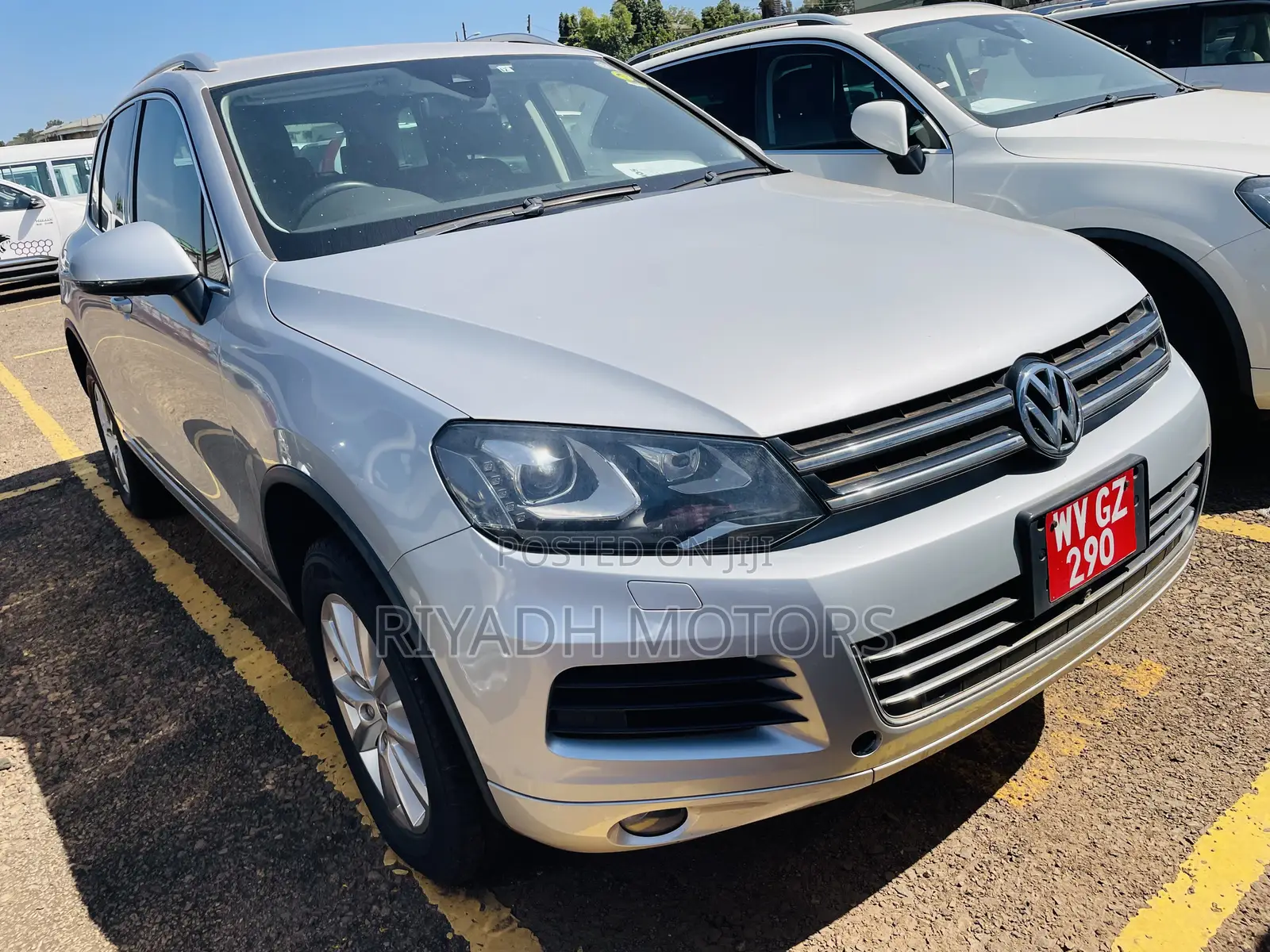 Volkswagen Touareg VR6 Executive 2012 Silver