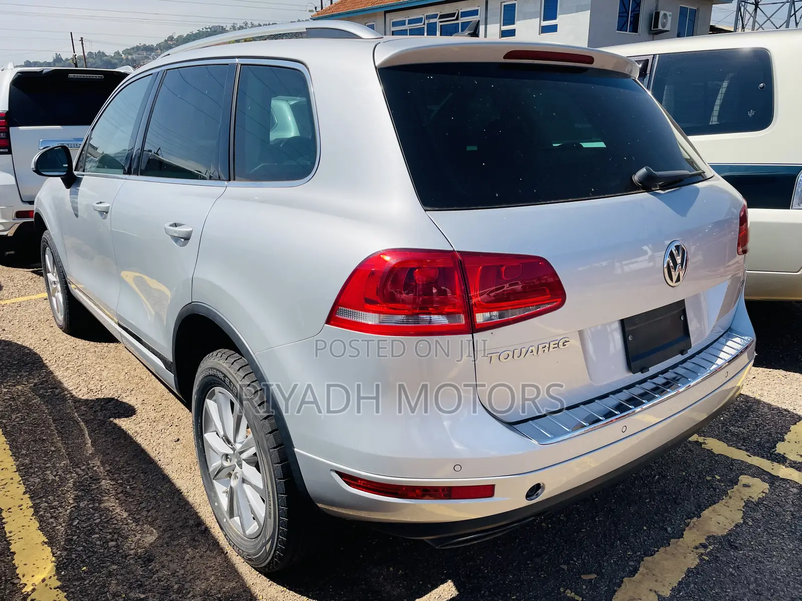 Volkswagen Touareg VR6 Executive 2012 Silver