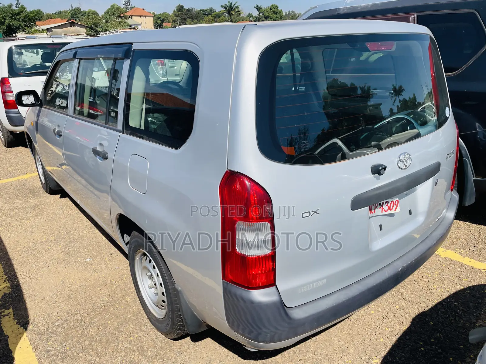 Toyota Probox 1.5 DX Comfort 2WD 2012 Silver