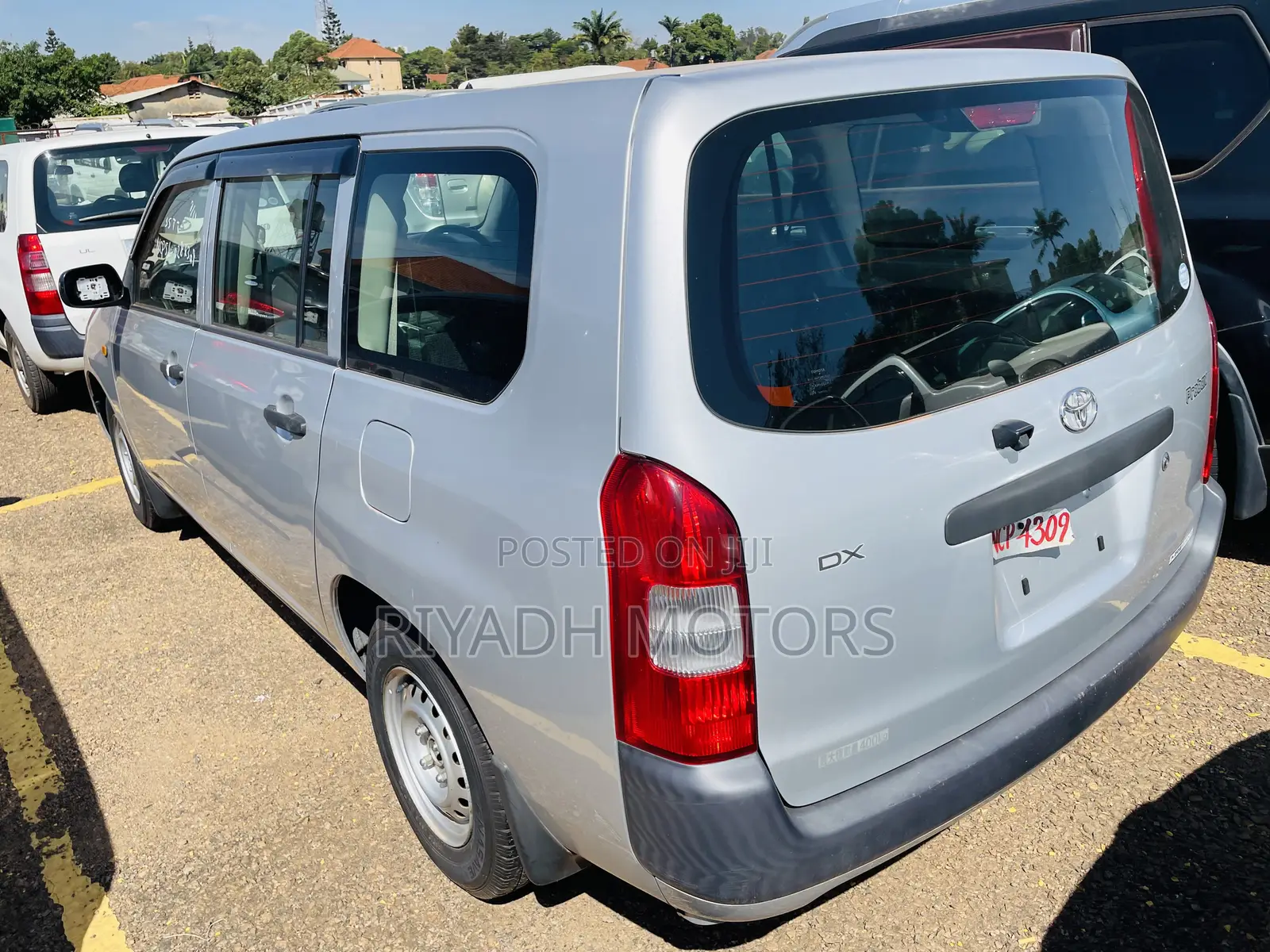 Toyota Probox 1.5 DX Comfort 2WD 2012 Silver
