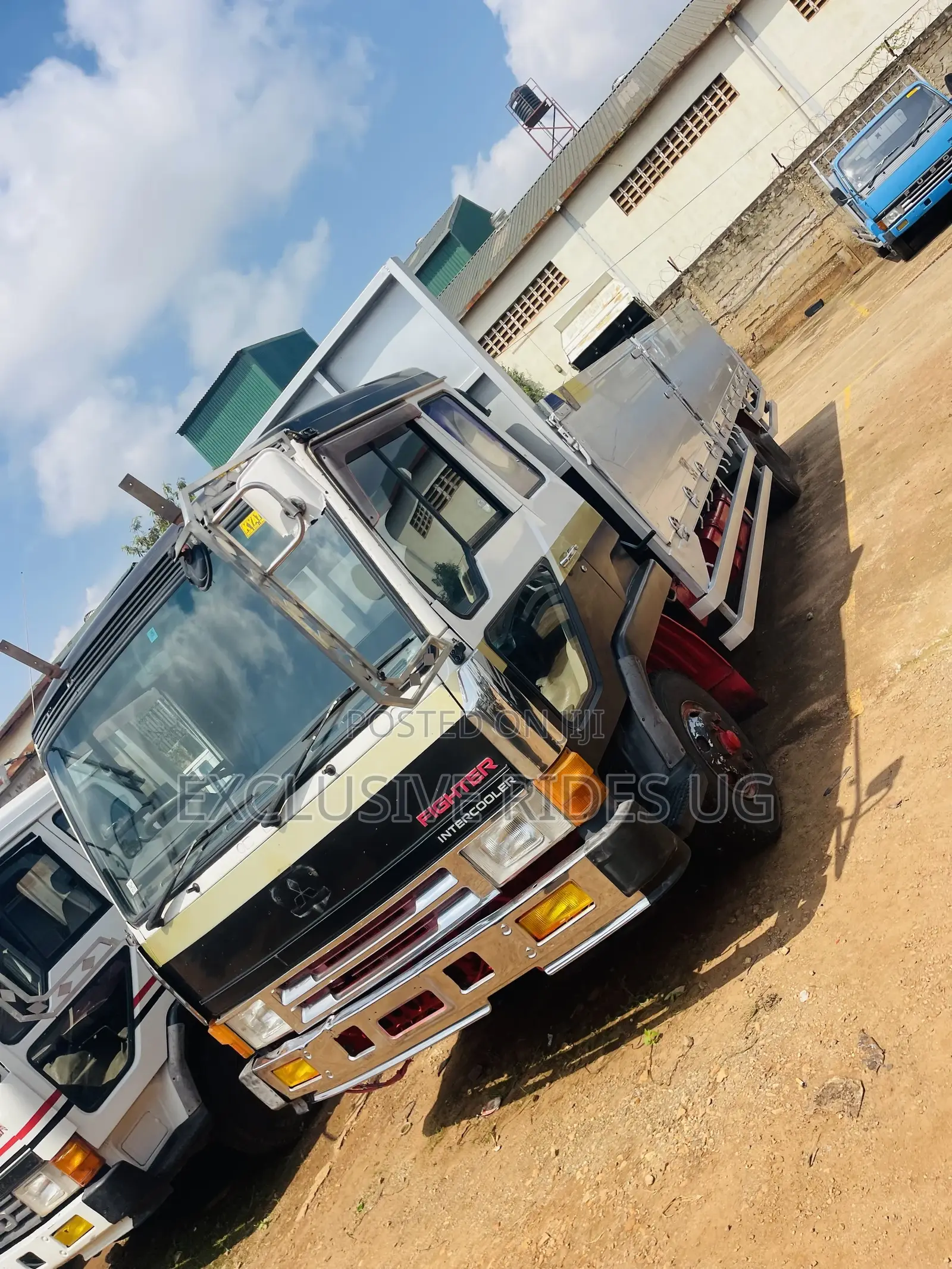 Fuso Trucker