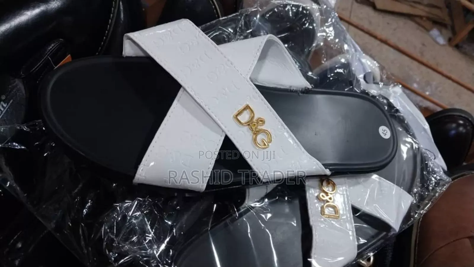 D and G Flats Black and White