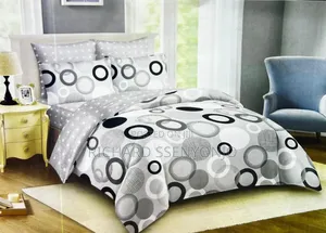 6x6x6 Bedcovers With Pillow Cases and One Bedsheet.